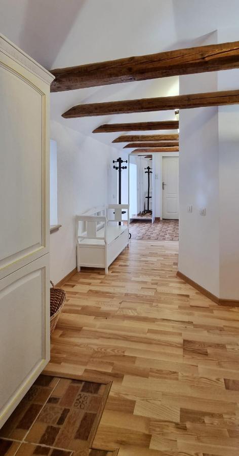 Veneto Apartment เปราสต์ ภายนอก รูปภาพ